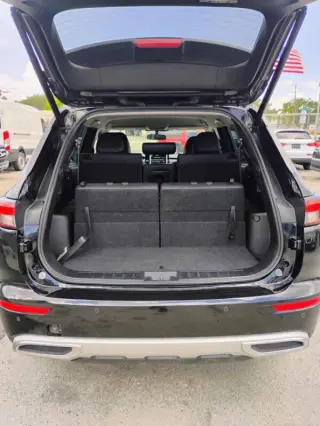 2022 Mitsubishi Outlander SE