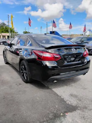 2018 Nissan Altima 2.5 SR