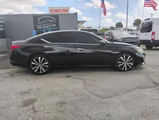 2020 Nissan Altima 2.0 Platinum