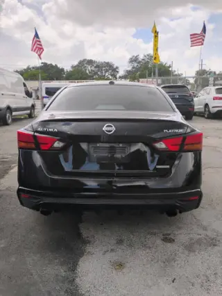 2020 Nissan Altima 2.0 Platinum