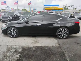2020 Nissan Altima 2.0 Platinum