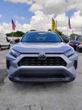 2021 Toyota RAV4 LE