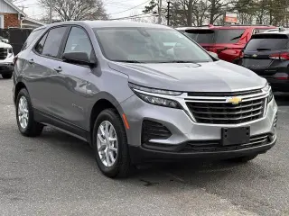 Chevrolet Equinox 2024 4x4 LS 4dr SUV w/1LS
