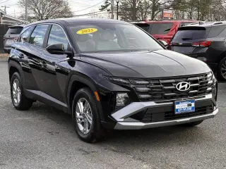 Hyundai TUCSON 2025 AWD SE 4dr SUV