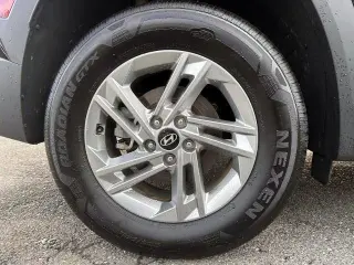 Hyundai TUCSON 2025 AWD SE 4dr SUV