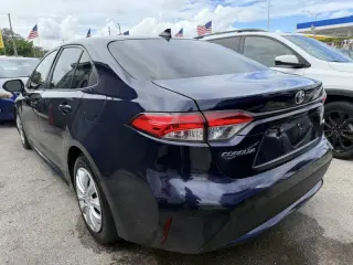 2020 Toyota Corolla LE