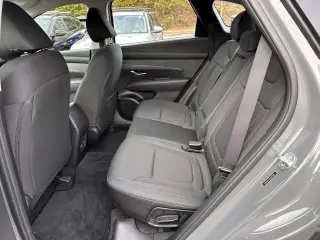 Hyundai TUCSON 2025 AWD SE 4dr SUV
