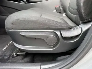 Hyundai TUCSON 2025 AWD SE 4dr SUV
