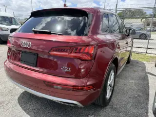 2018 Audi Q5 2.0T quattro Premium
