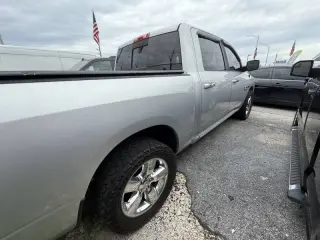 2016 RAM 1500 SLT
