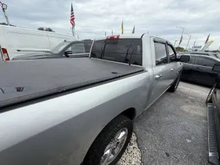 2016 RAM 1500 SLT