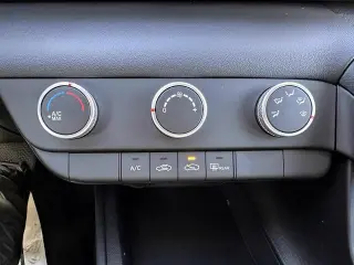 Hyundai ELANTRA 2023 SE 4dr Sedan