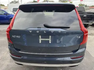 2020 Volvo XC90 T5 Momentum