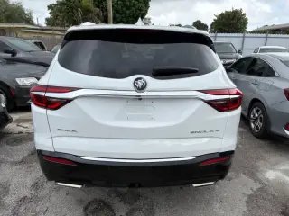 2018 Buick Enclave Essence