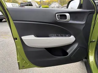 Hyundai VENUE 2023 SEL 4dr Crossover
