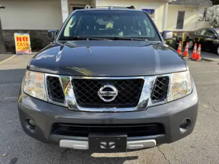 2012 Nissan Pathfinder Silver Edition