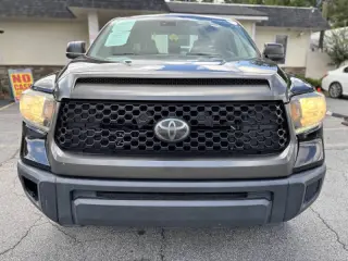 2018 Toyota Tundra SR5