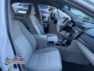 Toyota Camry 2017 LE Sedán 4 puertas
