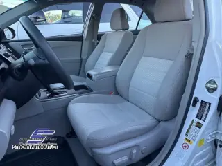 Toyota Camry 2017 LE Sedán 4 puertas