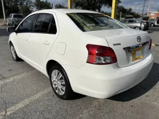 2009 Toyota Yaris S
