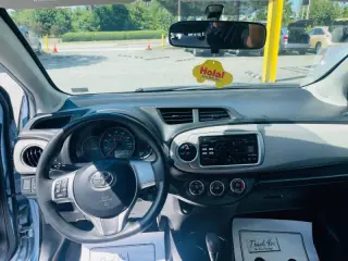 2014 Toyota Yaris 5-Door L