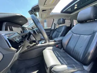 2019 Audi e-tron quattro Prestige