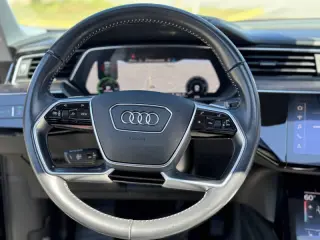 2019 Audi e-tron quattro Prestige