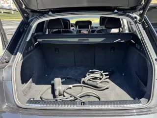 2019 Audi e-tron quattro Prestige