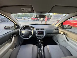 2007 Ford Focus ZX3 SES