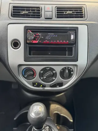 2007 Ford Focus ZX3 SES