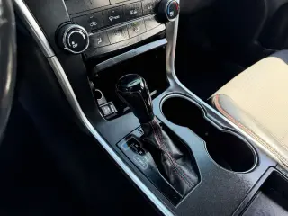 Toyota Camry 2017 SE 4dr Sedan