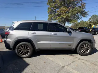 2016 Jeep Grand Cherokee Laredo