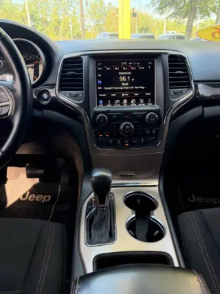 2016 Jeep Grand Cherokee Laredo