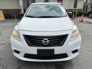 2012 Nissan Versa 1.6 SV