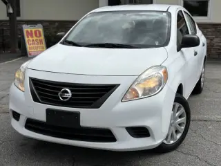 2012 Nissan Versa 1.6 SV