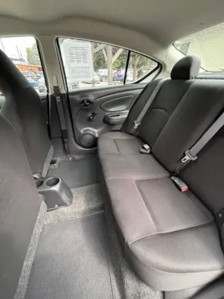 2012 Nissan Versa 1.6 SV