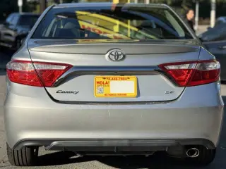 2017 Toyota Camry SE