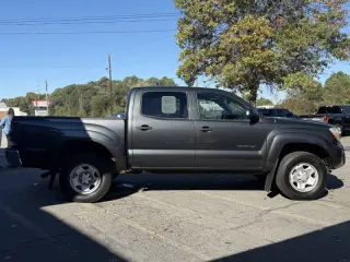 2012 Toyota Tacoma PreRunner V6