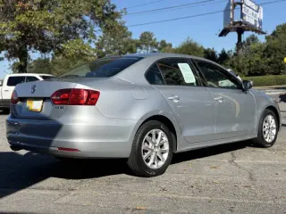 2011 Volkswagen Jetta SE