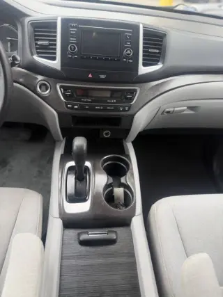 2016 Honda Pilot LX