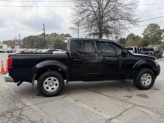 2014 Nissan Frontier Desert Runner