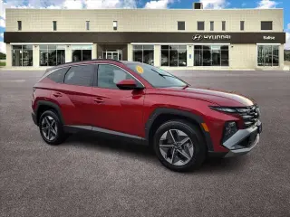 Hyundai TUCSON 2025 AWD SEL SUV 4 puertas