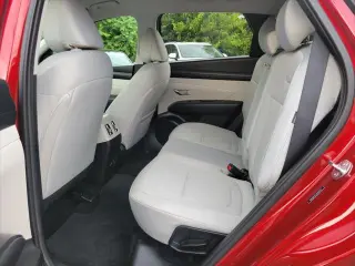 Hyundai TUCSON 2025 AWD SEL SUV 4 puertas