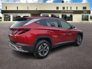 Hyundai TUCSON 2025 AWD SEL SUV 4 puertas