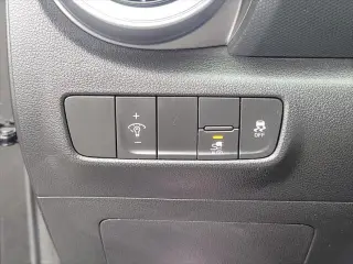 Hyundai KONA Eléctrico 2023 SEL 4 puertas Crossover