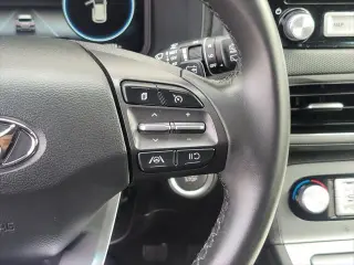 Hyundai KONA Eléctrico 2023 SEL 4 puertas Crossover
