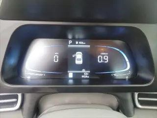 Hyundai ELANTRA 2025 SE Sedán de 4 puertas