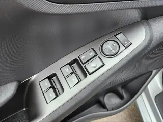 Hyundai IONIQ Híbrido Enchufable 2021 SE 4 puertas Hatchback