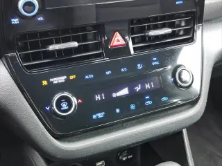 Hyundai IONIQ Híbrido Enchufable 2021 SE 4 puertas Hatchback