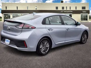Hyundai IONIQ Híbrido Enchufable 2021 SE 4 puertas Hatchback